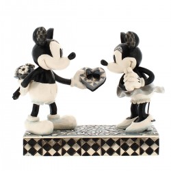 Mickey and Minnie in black and white15 cm Disney Traditions 4009260