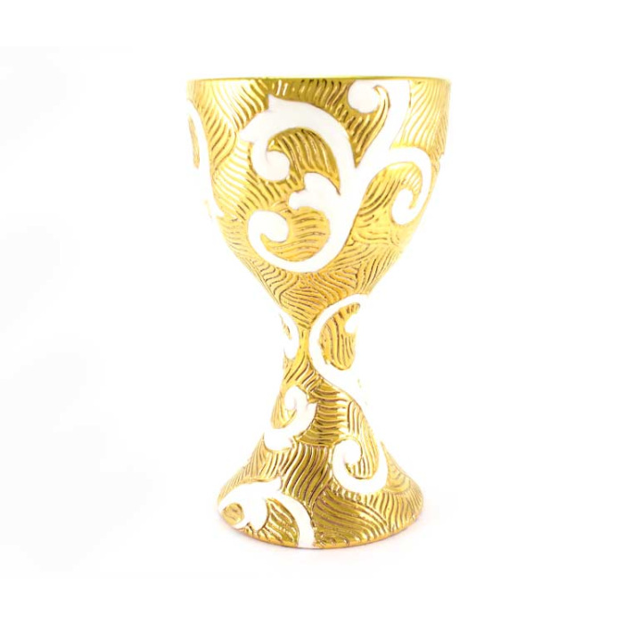 Cáliz de cerámica dorada con cenefas marfil 19,5 cm Cáliz de cerámica dorada con cenefas marfil 19,5 cm