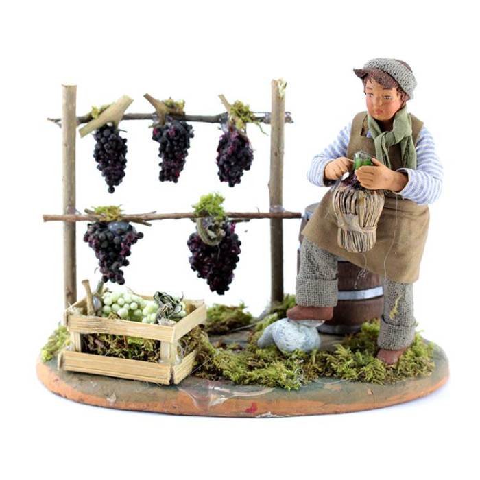 Terracotta and Clothing Man Picking Grapes 12 cm