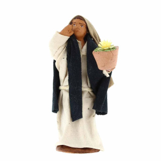 Woman with flowerpot in dressed terracotta 7 cm
