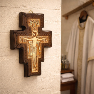 Saint Damien Crucifix in Wood 23x30 cm