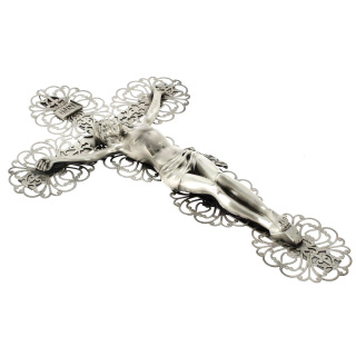 Perforated silver metal crucifix 24x40 cm