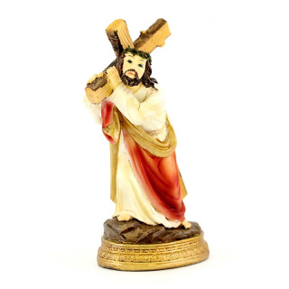Easter nativity set Jesus carrying the cross 13 cm