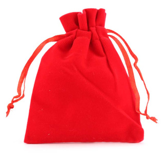 Red velvet bag 8x10 cm