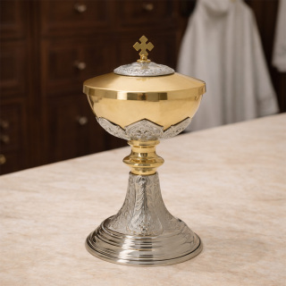 Saint Nicholas Ciborium Silver-Plated Embossed Brass 22 cm